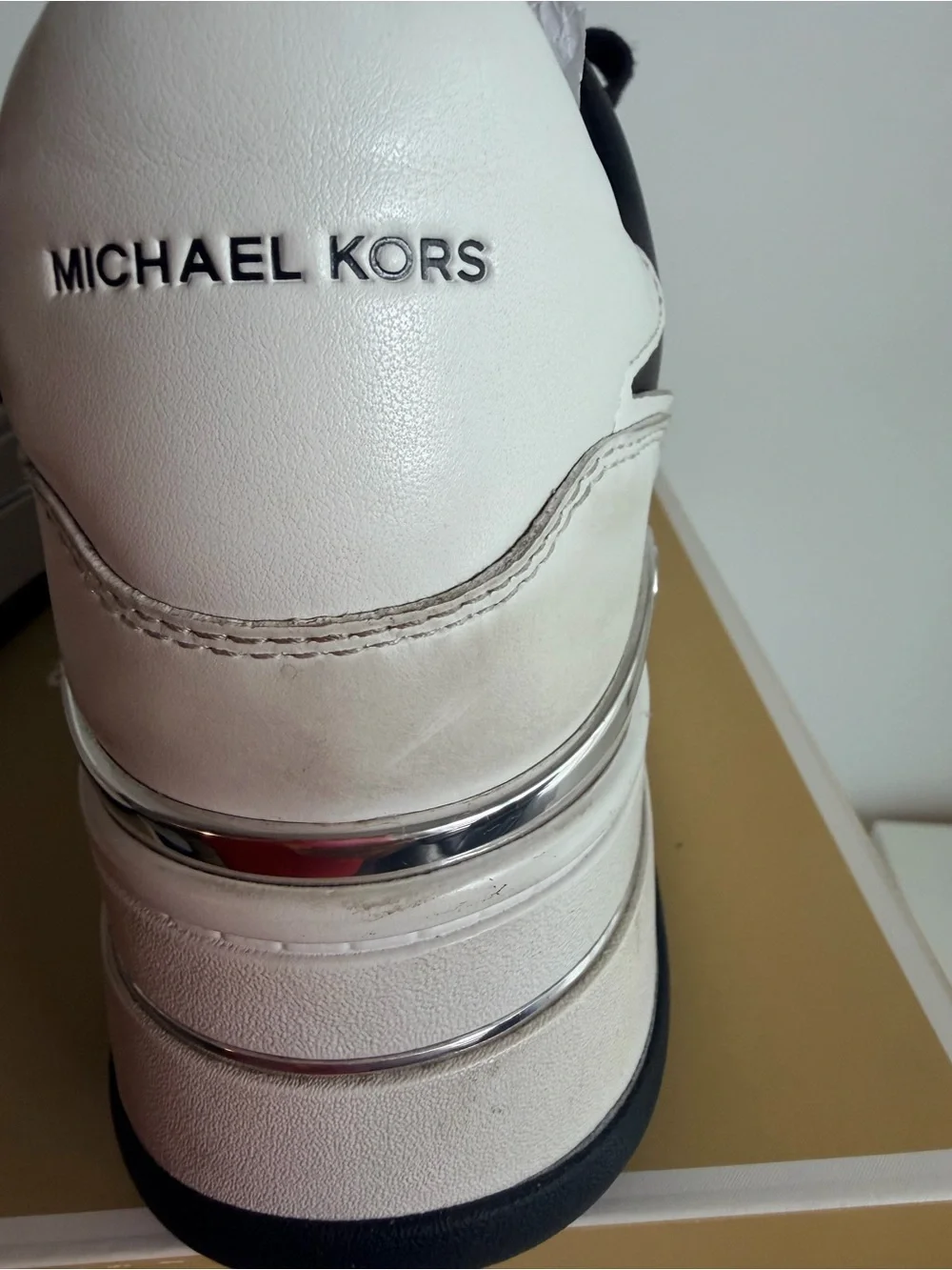 Michael Kors Black and White Womens Platform Sneakers size 9